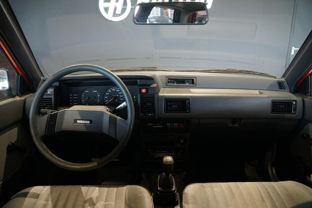 33494269-2.jpg