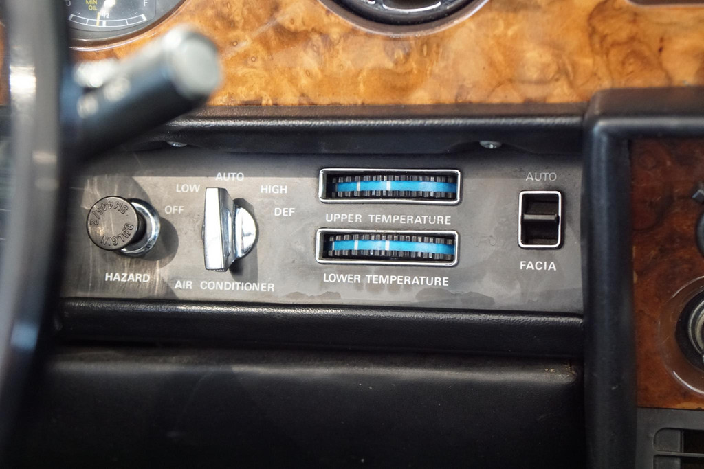 33865810-33.jpg