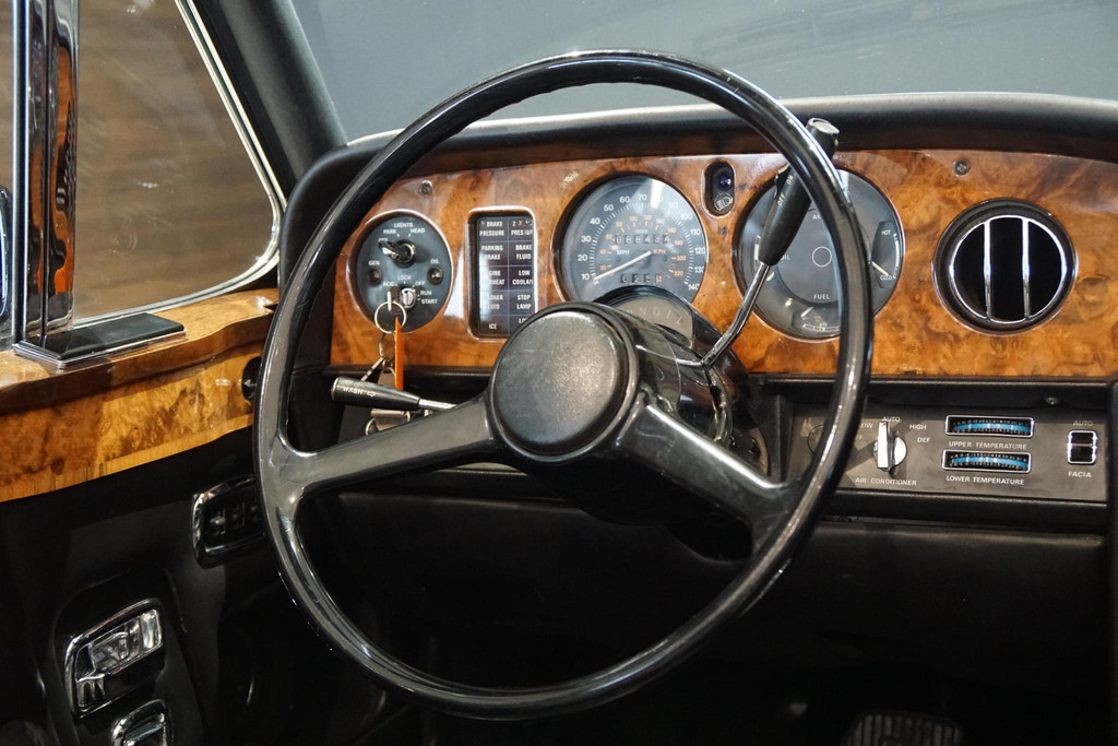33865810-39.jpg