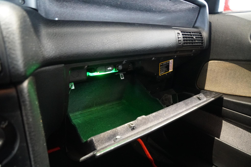 37518003-17.jpg