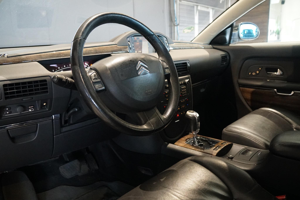37600676-3.jpg