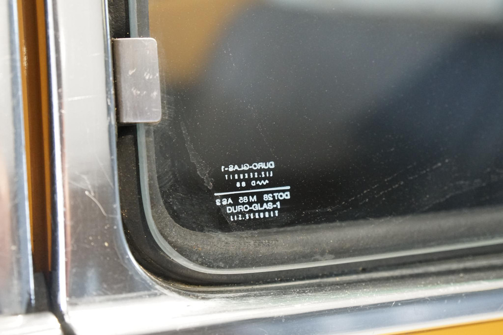 39476384-30.jpg