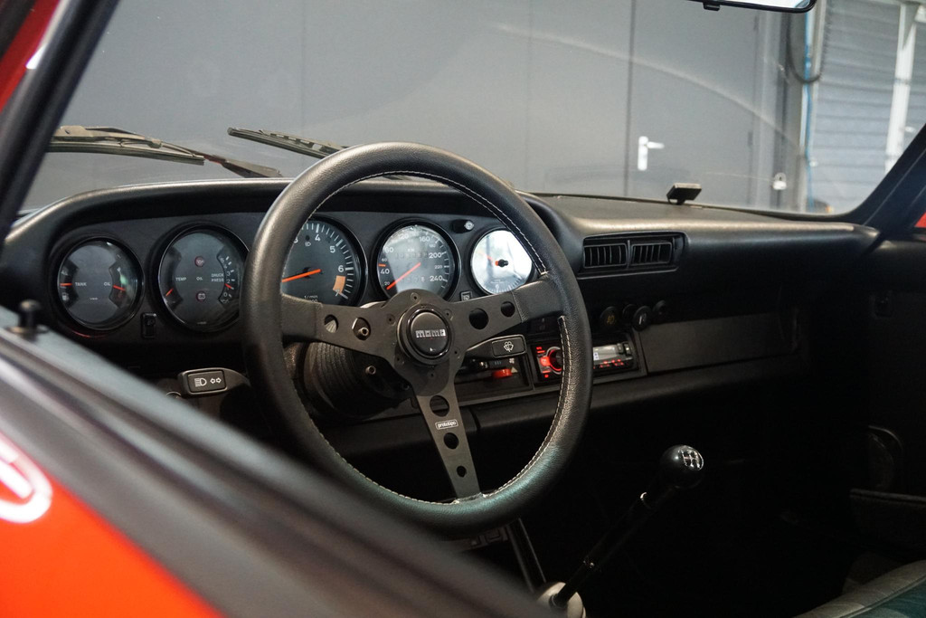 39645308-8.jpg