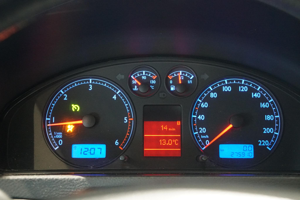 42426779-16.jpg