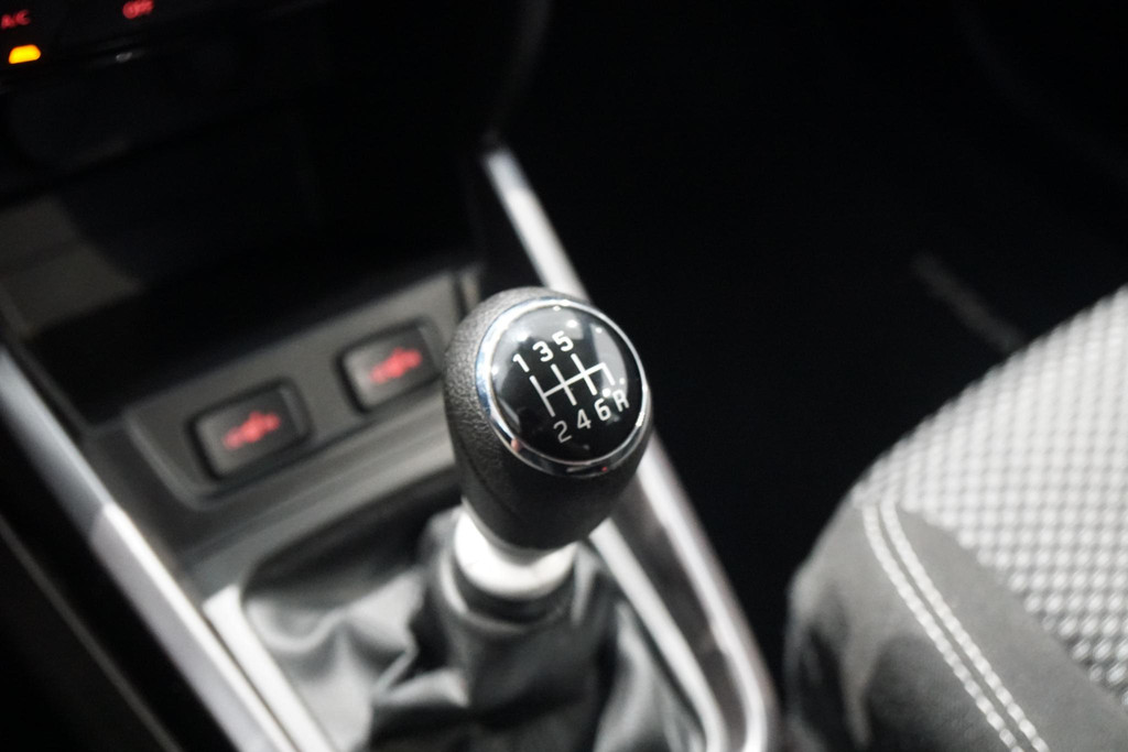45716207-22.jpg