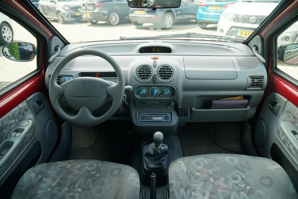 46397746-2.jpg