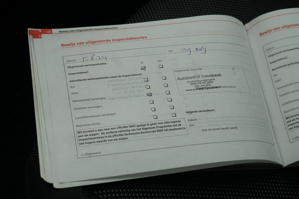 46401177-15.jpg