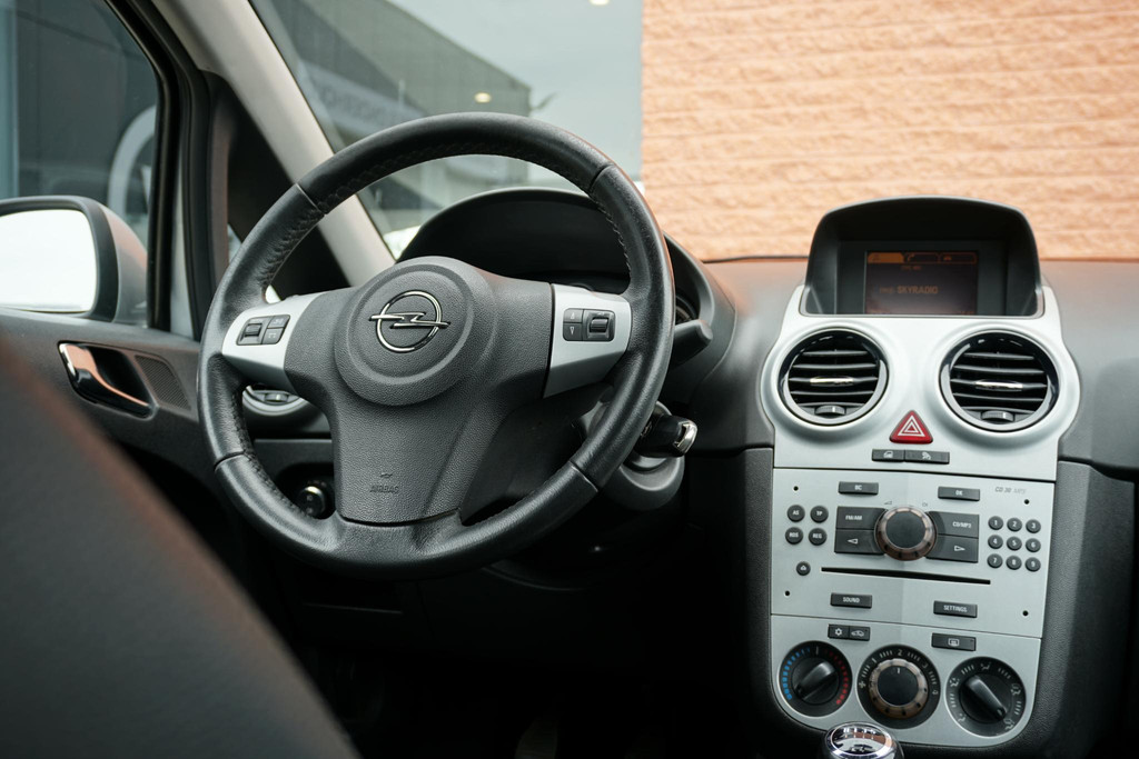 54170794-15.jpg