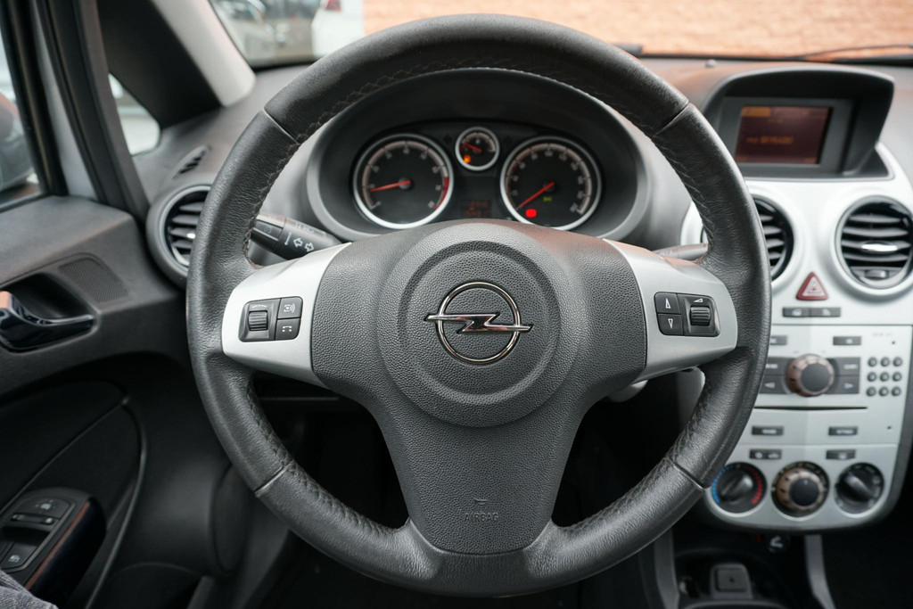 54170794-18.jpg