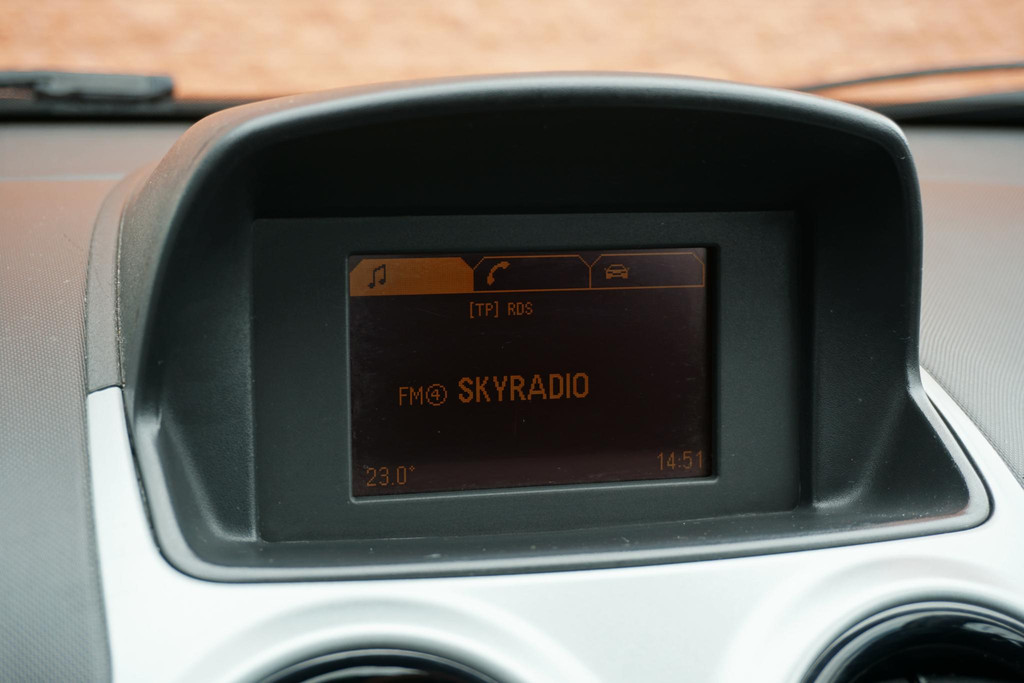 54170794-25.jpg