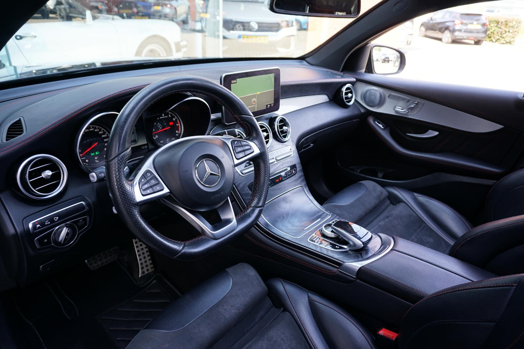 55905688-3.jpg