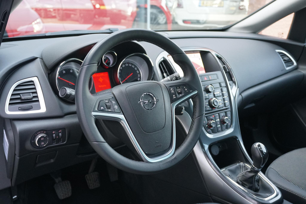 57154688-15.jpg