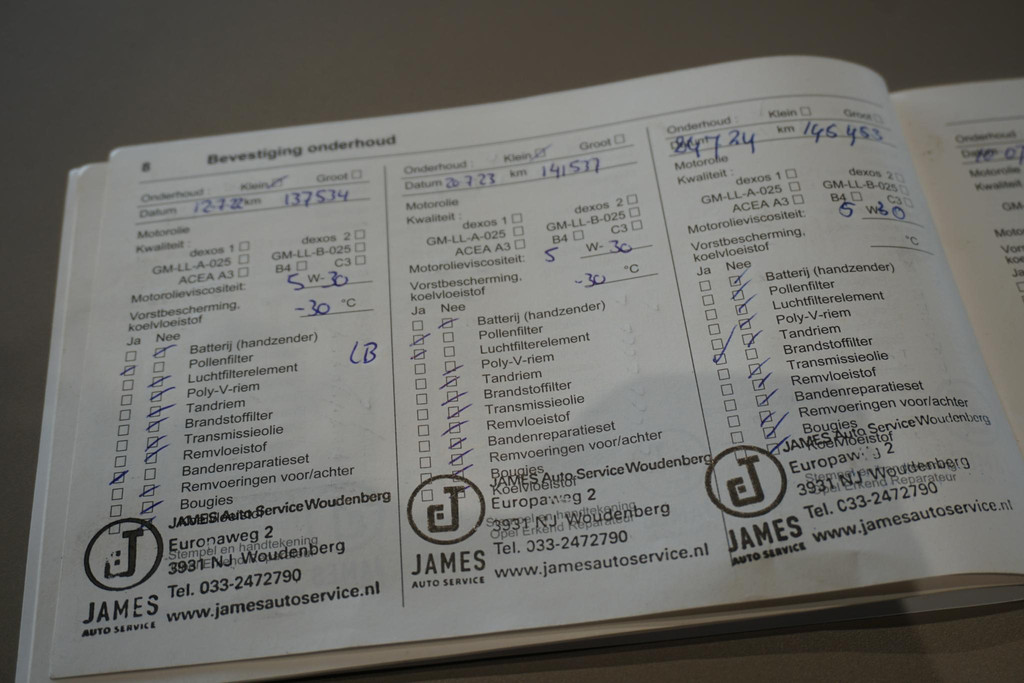57154688-43.jpg